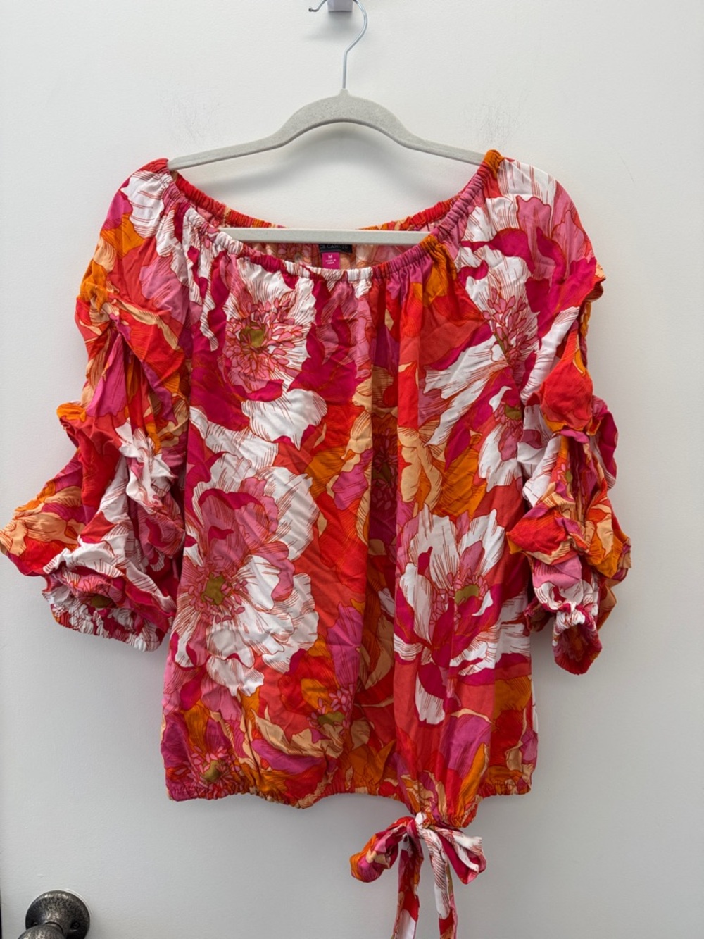 Vince Camuto Pink and Orange Floral Off-Shoulder Tie-Hem Blouse Size Medium